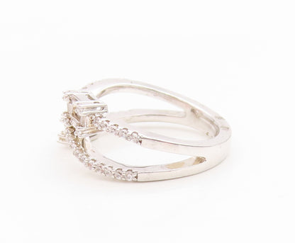 925 Sterling Silver Vintage Ring Round & Baguette Cut CZ Bypass  Sz 7  RG35927
