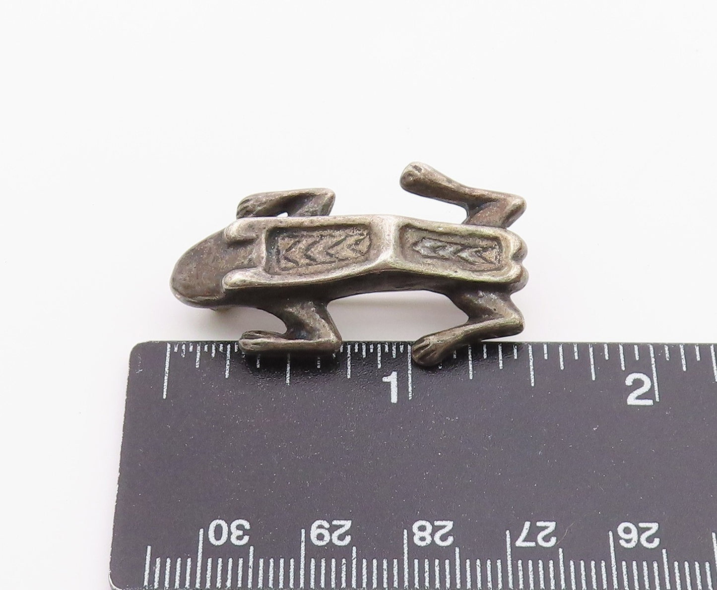 925 Sterling Silver  Vintage Dark Tone Modernist Frog Brooch Pin  BP8201