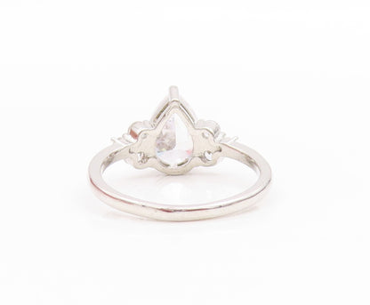 925 Sterling Silver Vintage Ring Drop Cut CZ Solitaire Design  Sz 7  RG33446