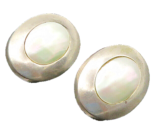 DESIGNER 925 Silver  Vintage Mother Of Pearl Oval Drop Earrings  EG11167