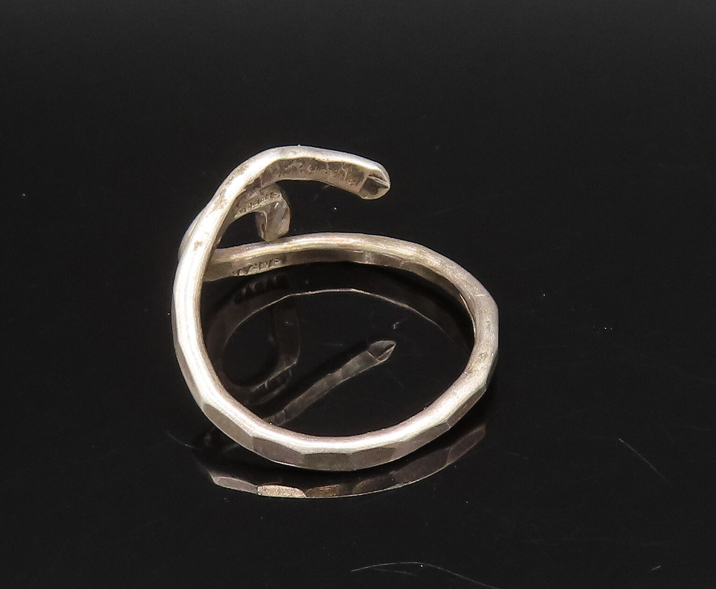 925 Silver  Vintage Hammered Spiral Swirl Adjustable Wrap Ring Sz 8  RG25977