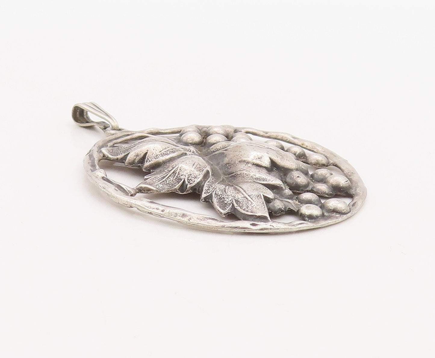 925 Sterling Silver Vintage Pendant Antique Cutout Grape Cluster Plant  PT23585
