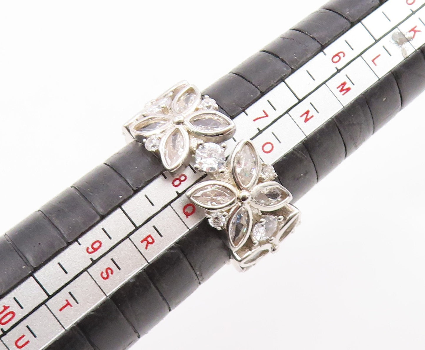 925 Sterling Silver Vintage Ring CZ Elegant Floral Eternity Band Sz 7.5  RG35870