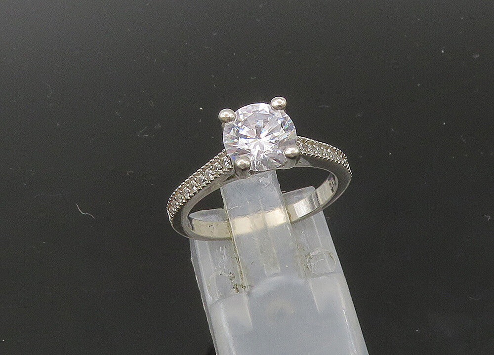 925 Sterling Silver  Vintage Shiny Cubic Zirconia Solitaire Ring Sz 6  RG22737
