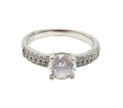 925 Sterling Silver  Vintage Cubic Zirconia Solitaire Accent Ring Sz 7 RG16515