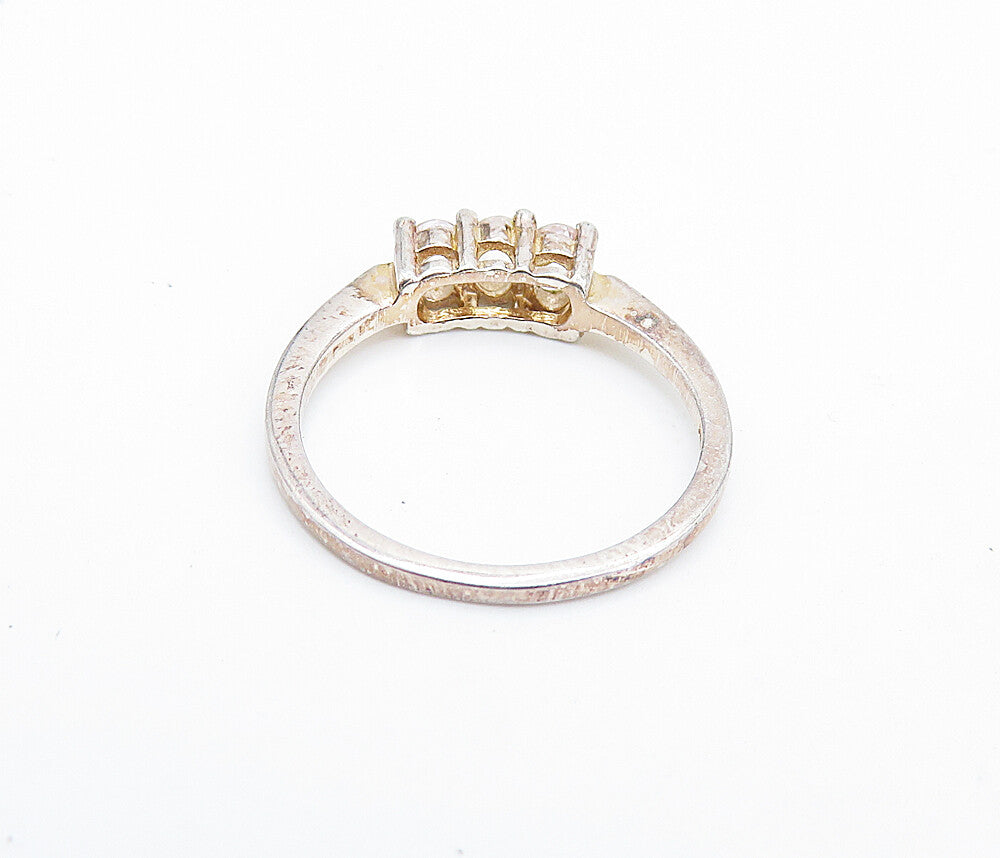 925 Sterling Silver  Vintage Topaz 3 Stone Petite Band Ring Sz 6.5  RG6326