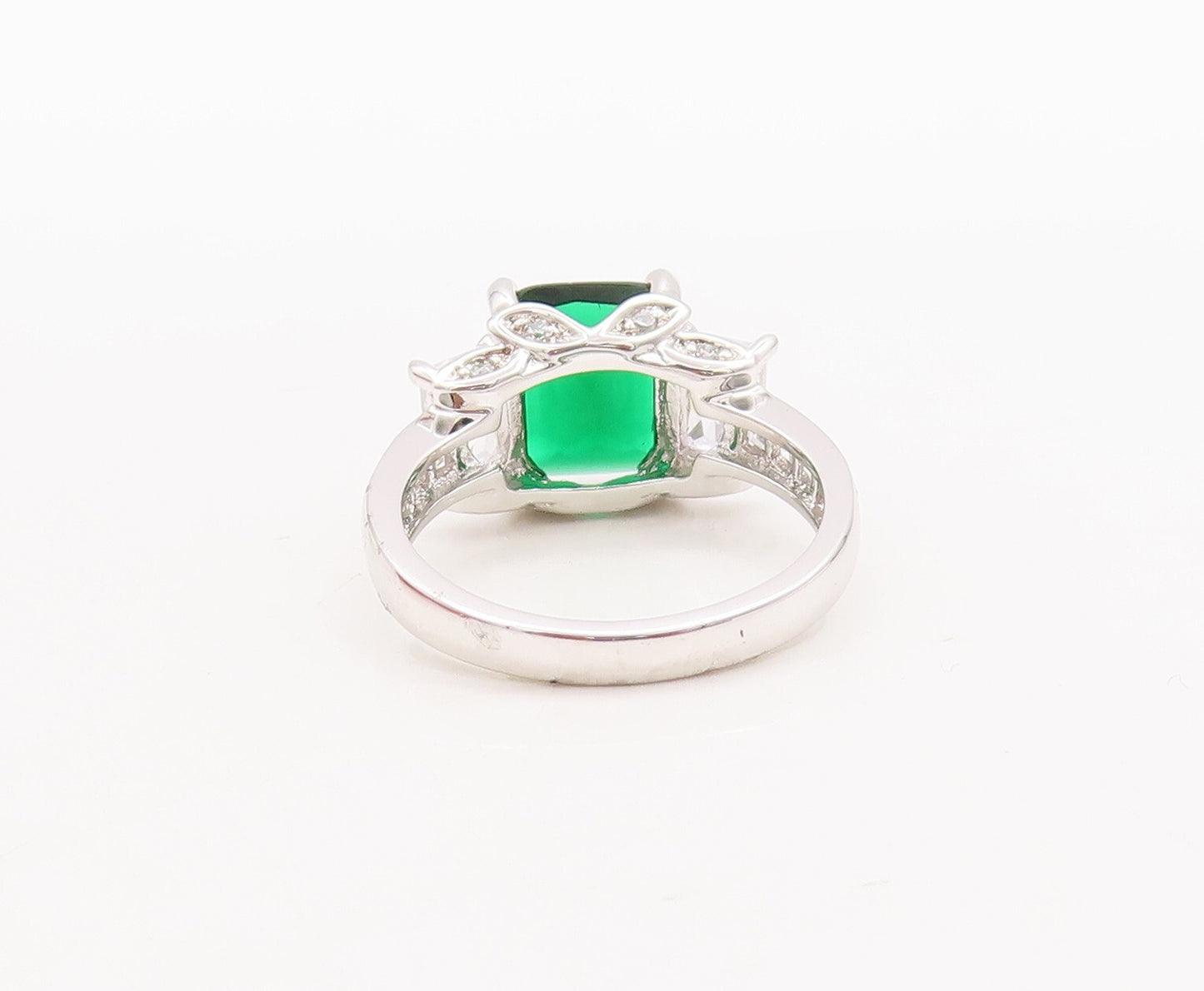 925 Sterling Silver Vintage Ring Leaves Carved Green & White CZ  Sz 7  RG29661