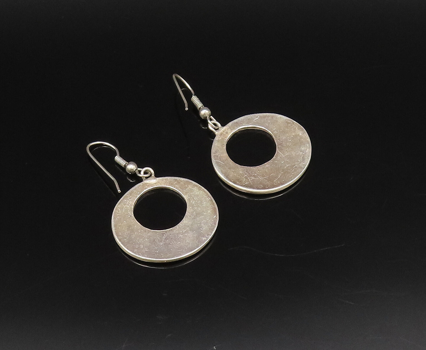 925 Sterling Silver  Vintage Open Circle Carved Design Dangle Earrings EG12166
