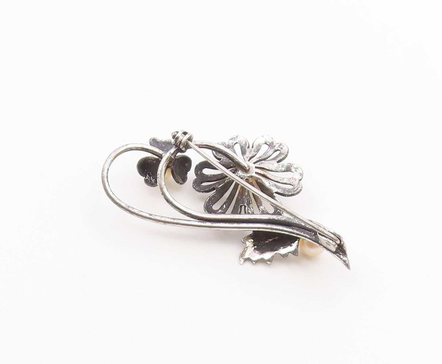 925 Sterling Silver  Vintage Cultured Pearls Flower Cutout Brooch Pin  BP9495