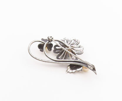 925 Sterling Silver  Vintage Cultured Pearls Flower Cutout Brooch Pin  BP9495