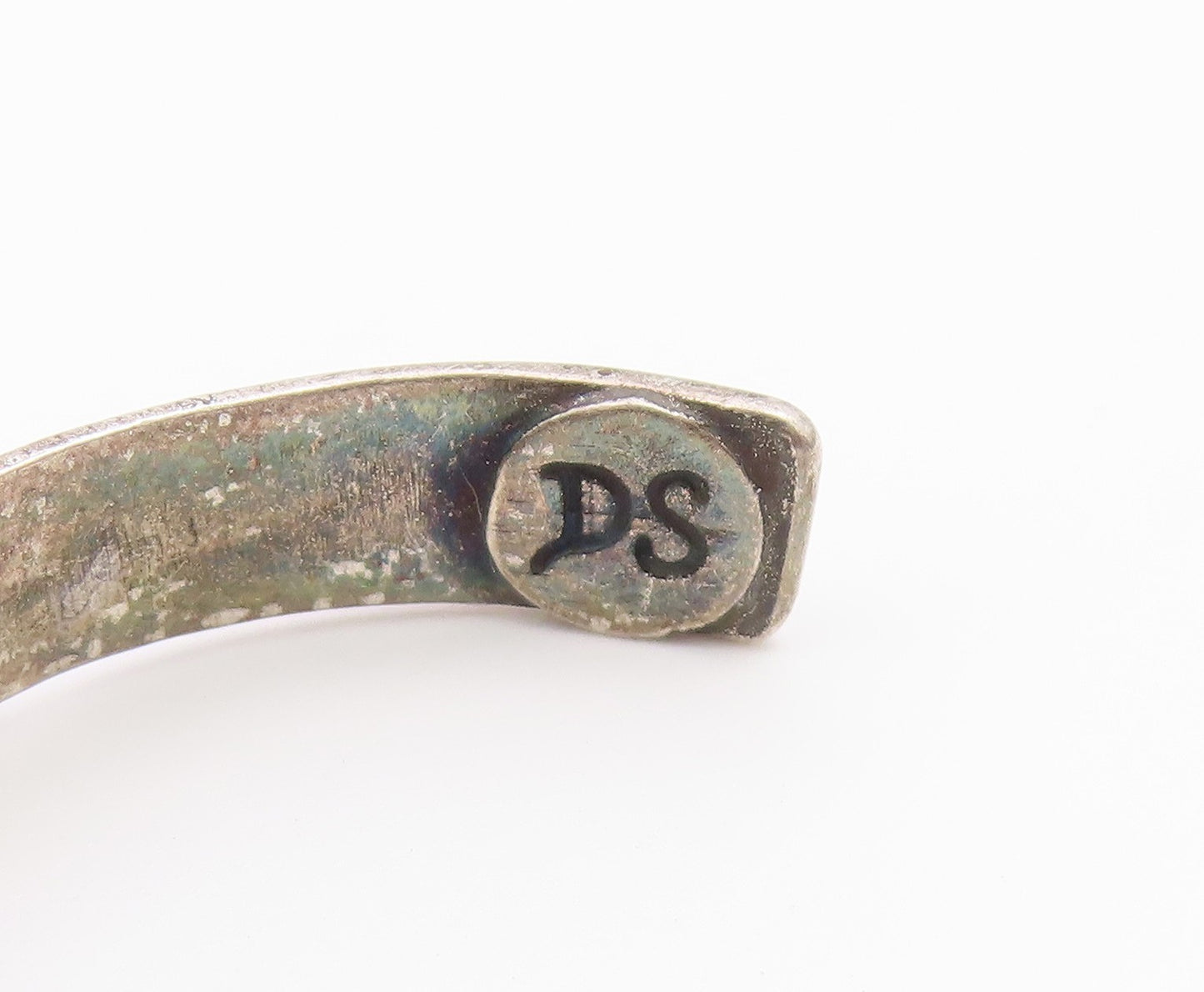 DESIGNER 925 Silver  Vintage Etched Circle Sapphire Cuff Bracelet  BT9444