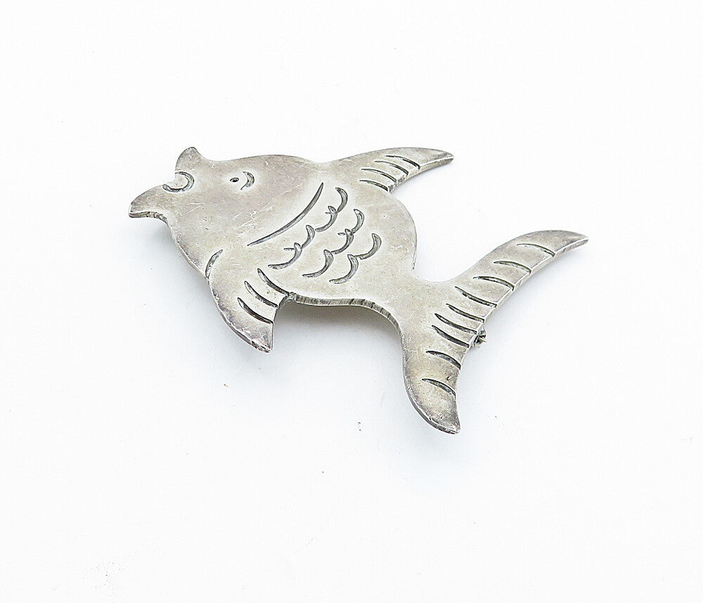 MEXICO 925 Sterling Silver  Vintage Dark Tone Swimming Fish Brooch Pin  BP2748