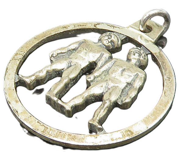 925 Sterling Silver  Vintage Petite Open Circle Gemini Zodiac Pendant  PT19585