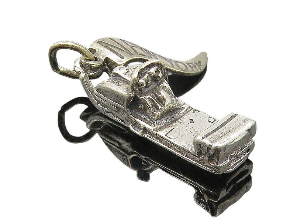 925 Sterling Silver  Vintage Petite Winter Snow Sled New York Pendant  PT8912
