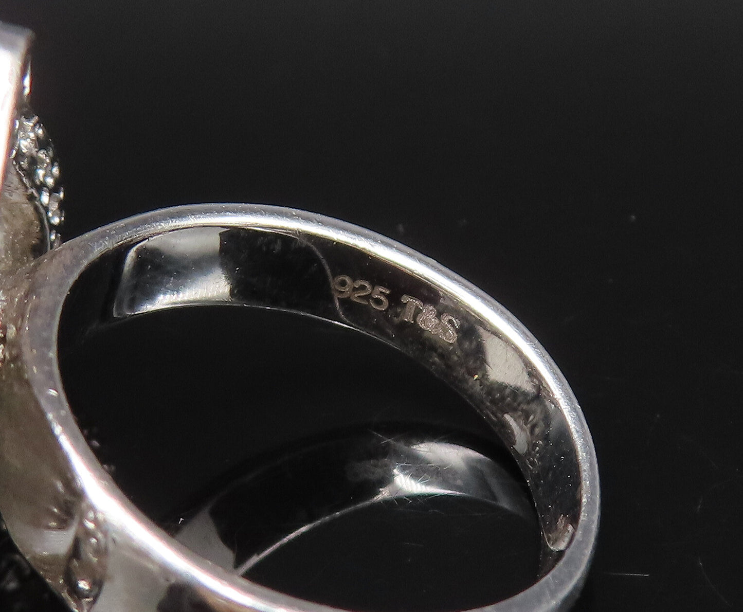 925 Silver  Vintage White Topaz & Black Spinel Heart Shaped Ring Sz 6  RG26031