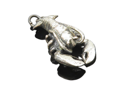 925 Sterling Silver  Vintage Petite Oxidized Lobster Motif Pendant  PT9258