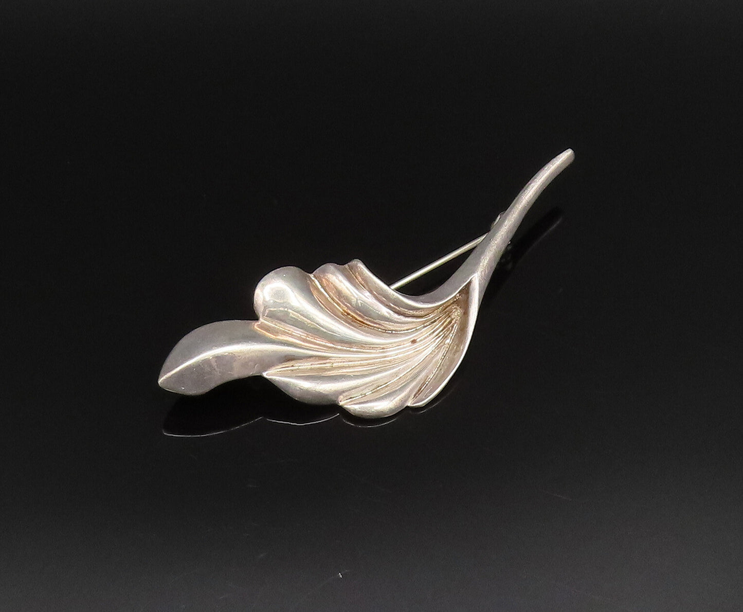 CHARLES KRYPELL 925 Silver  Vintage Fashion Scalloped Leaf Brooch Pin  BP9869