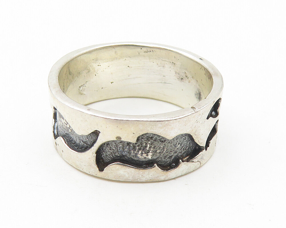 925 Sterling Silver  Vintage Oxidized Pattern Shiny Band Ring Sz 7  RG11015