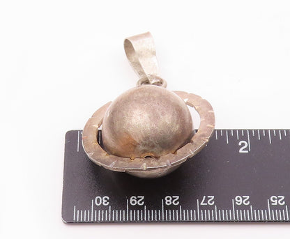 925 Sterling Silver  Vintage Etched Detail Sphere Pendant (SPINS)  PT18581
