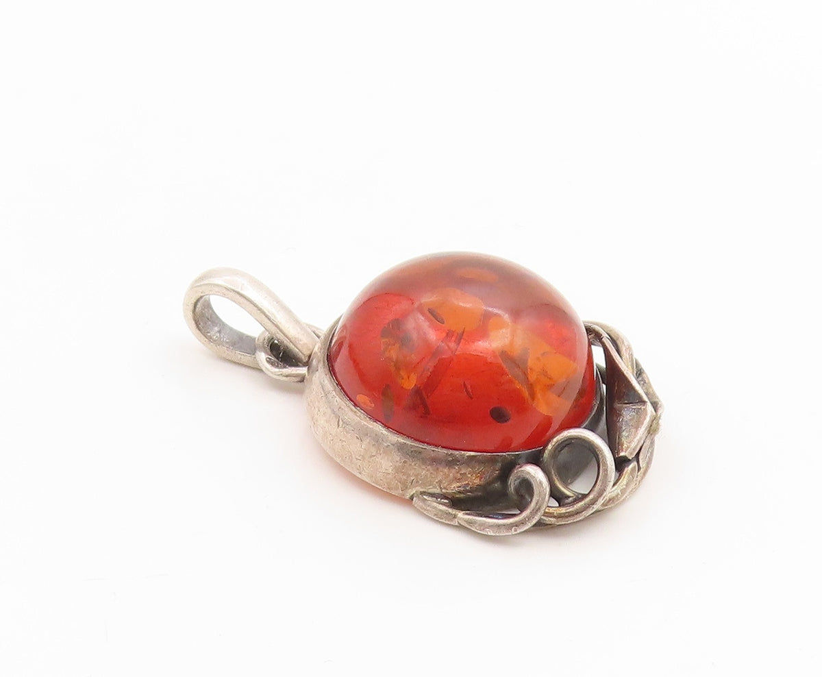 925 Sterling Silver Vintage Pendant Round Cabochon Amber Leaf Motif  PT26242