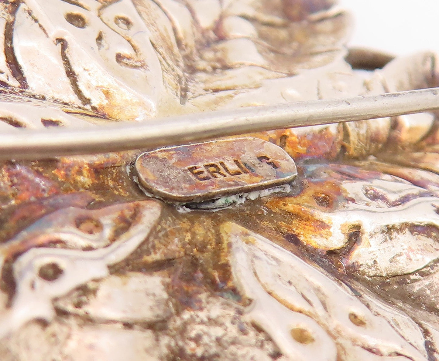 925 Sterling Silver Vintage Brooch Pin Carved Lotus Flower Blossom Motif BP12503
