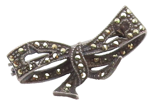 925 Sterling Silver  Vintage Sparkling Marcasite Ribbon Bow Brooch Pin  BP4260