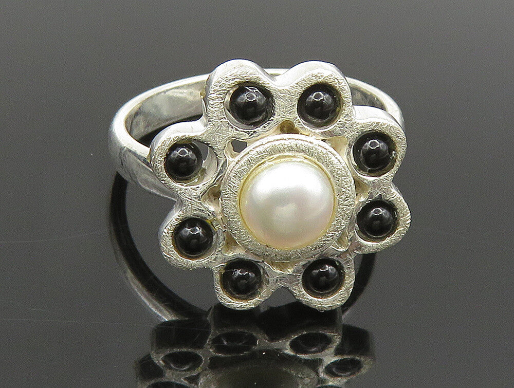 925 Sterling Silver  Vintage Cultured Pearl & Onyx Flower Ring Sz 7  RG24448