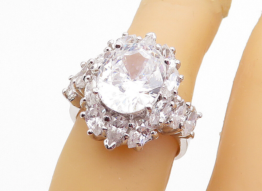 925 Sterling Silver  Sparkling Cubic Zirconia Floral Cocktail Ring Sz 6 RG5282