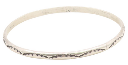 NAVAJO 925 Sterling Silver Vintage Etched Pattern Shiny Bangle Bracelet BT8214