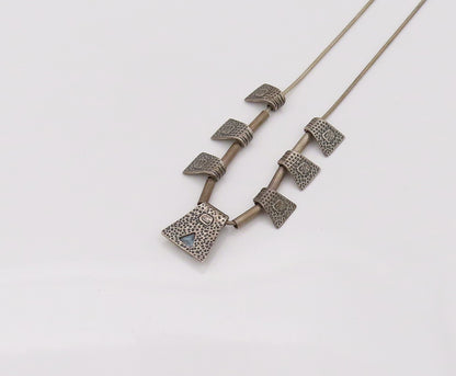 925 Sterling Silver  Vintage Designer Dented Movable Charm Necklace  NE4126