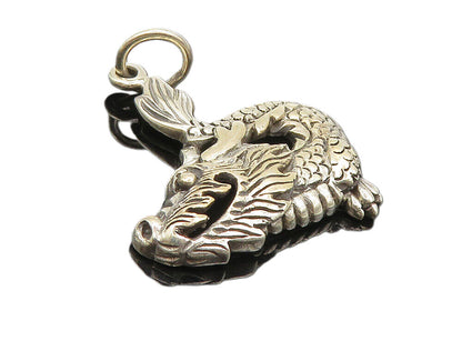 925 Sterling Silver  Vintage Shiny Etched Dragon Motif Drop Pendant  PT6822