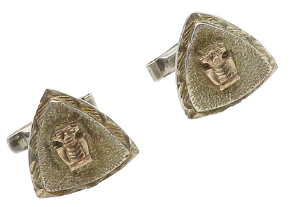 925 Sterling Silver  Vintage Raised Statue Detail Triangle Cufflinks  TR2153
