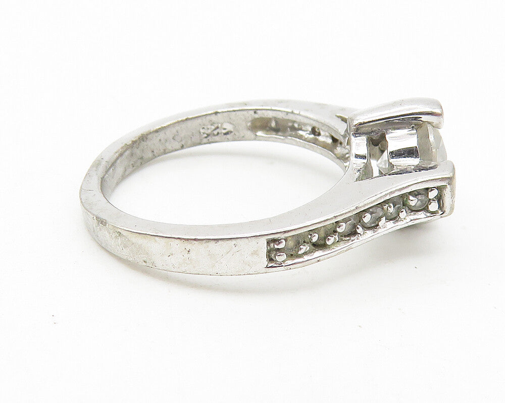 925 Sterling Silver  Cubic Zirconia Solitaire With Accents Ring Sz 5  RG11343