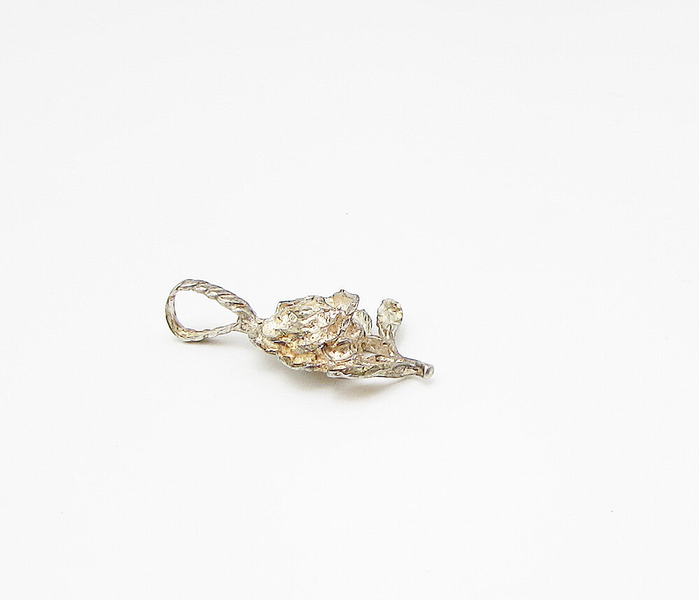 925 Sterling Silver  Vintage Sculpted Floral Drop Pendant  PT2154