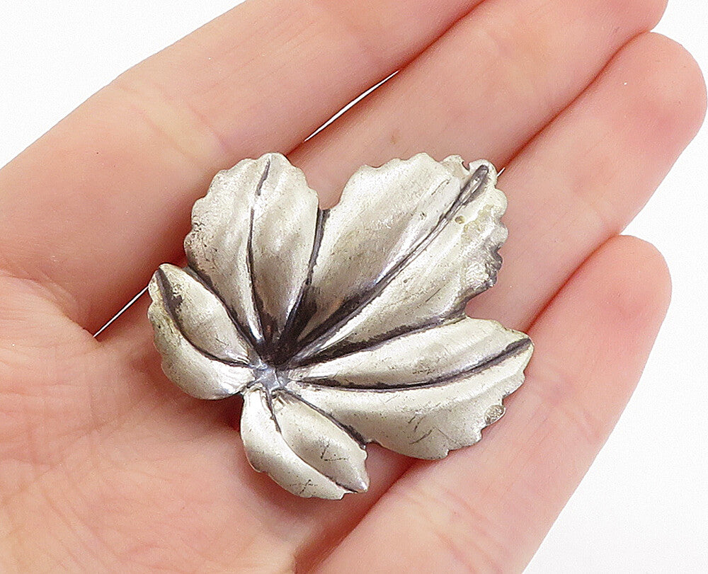 JEWEL ART 925 Sterling Silver  Vintage Autumn Leaf Motif Brooch Pin  BP2358