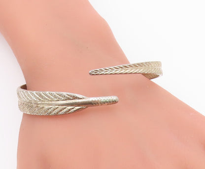 925 Sterling Silver  Vintage Single Feather Motif Bypass Cuff Bracelet  BT8764