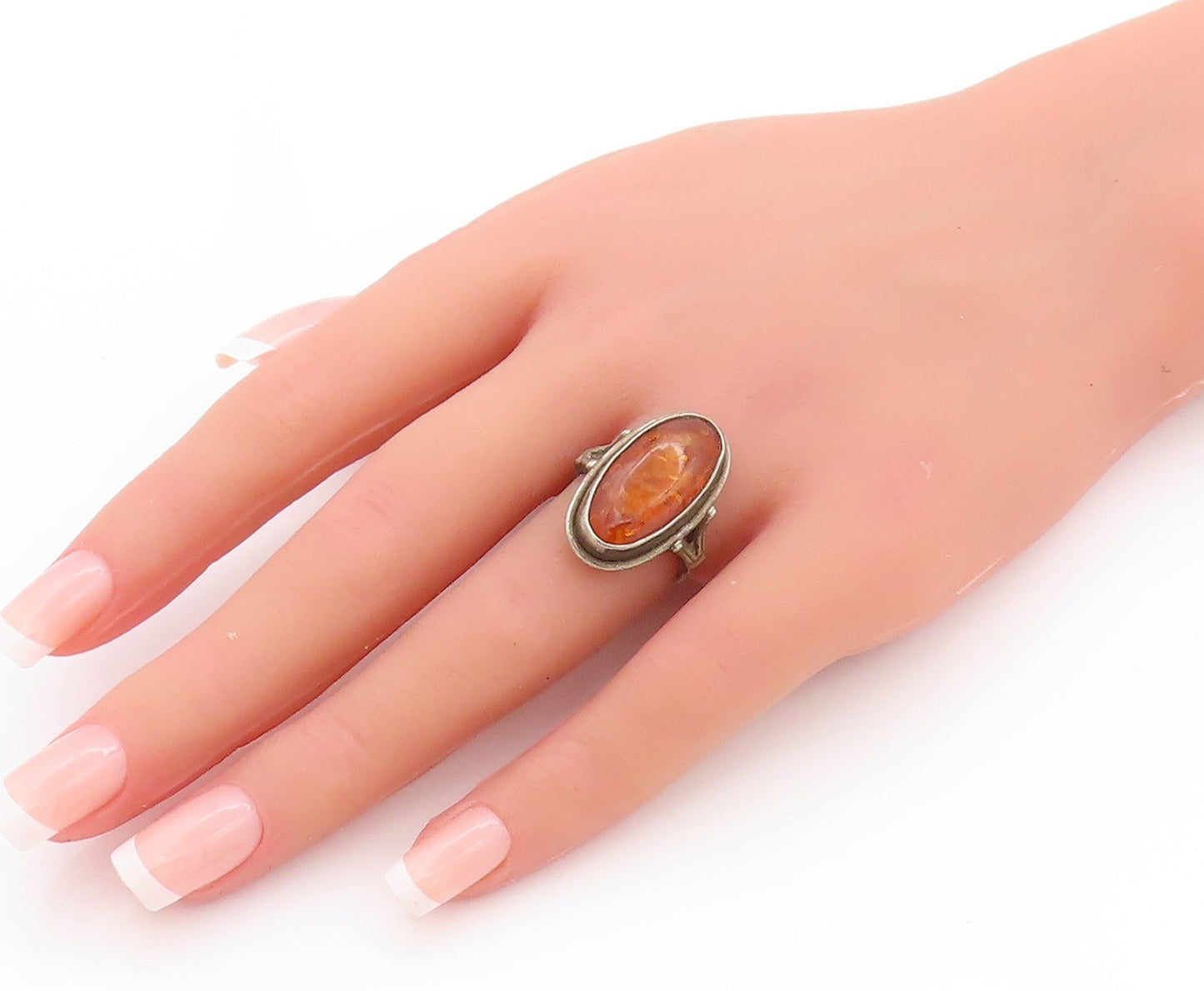 925 Sterling Silver Vintage Ring POLAND Large Oval Honey Amber  Sz 6  RG32821