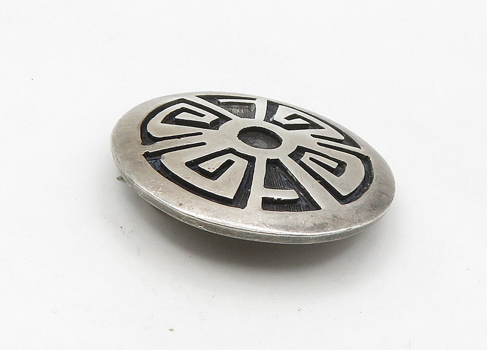 NAVAJO 925 Sterling Silver  Vintage Oxidized Pattern Round Brooch Pin  BP8430