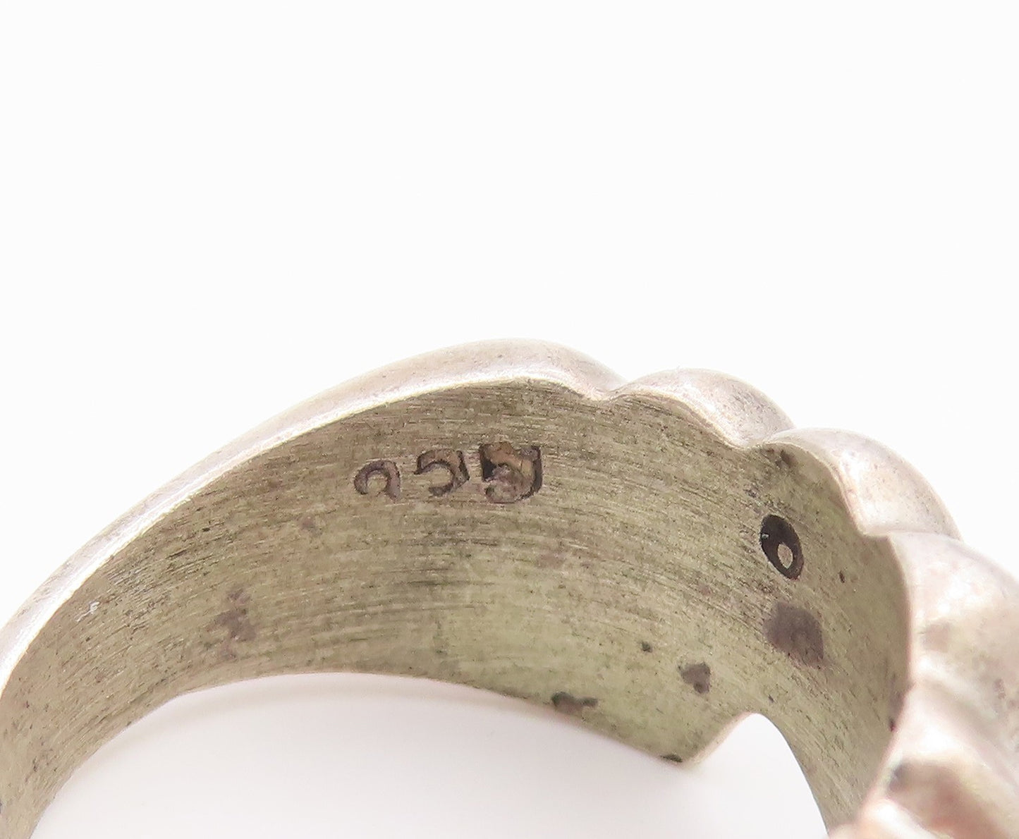 925 Sterling Silver Vintage Ring Minimalist Solid Love Heart Band  Sz 6  RG35494