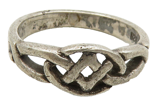 925 Sterling Silver  Vintage Celtic Knot Dark Tone Band Ring Sz 5.5  RG16150