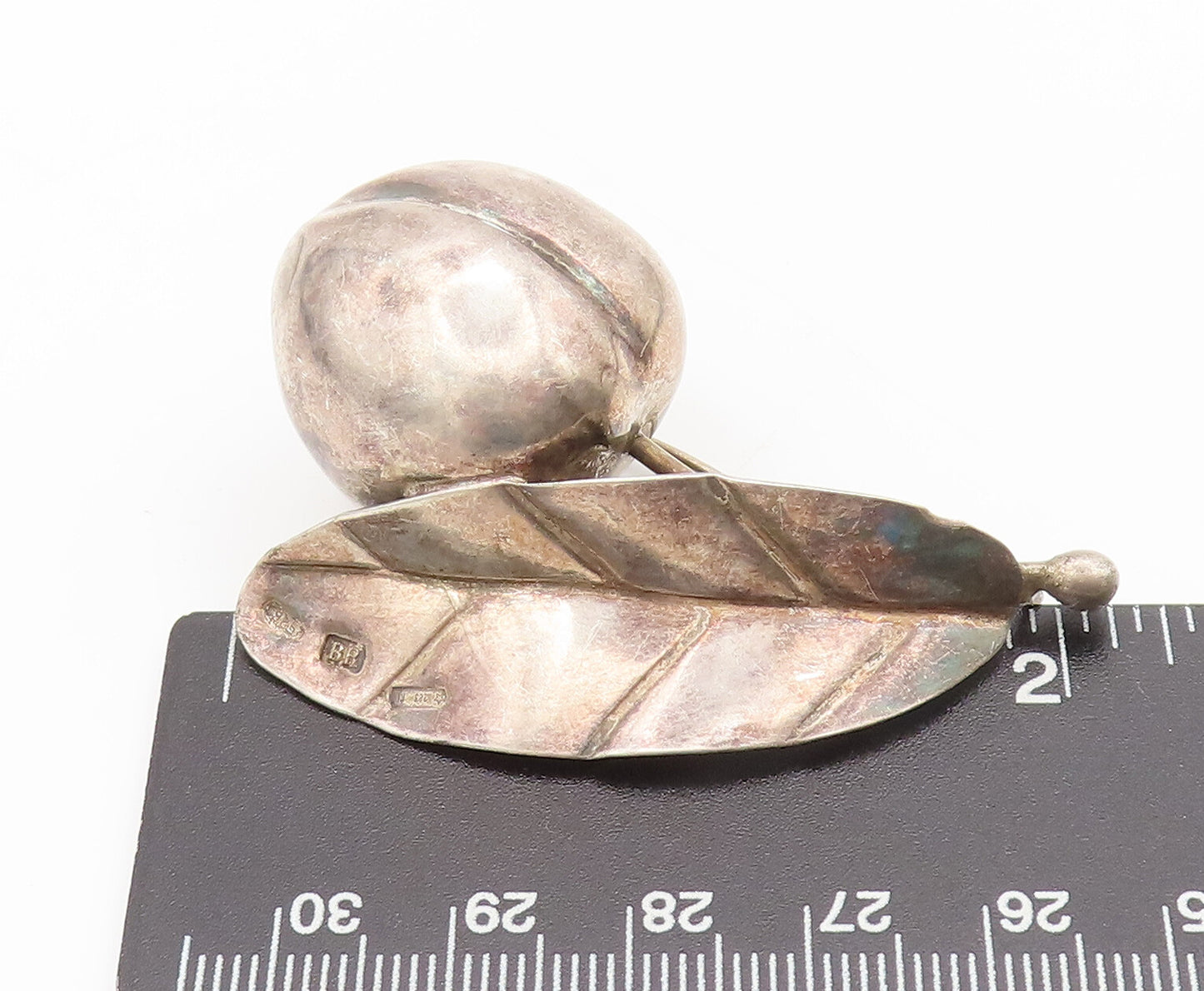 BR ENGLAND 925 Sterling Silver  Vintage Solid Cherry Leaf Brooch Pin  BP10392