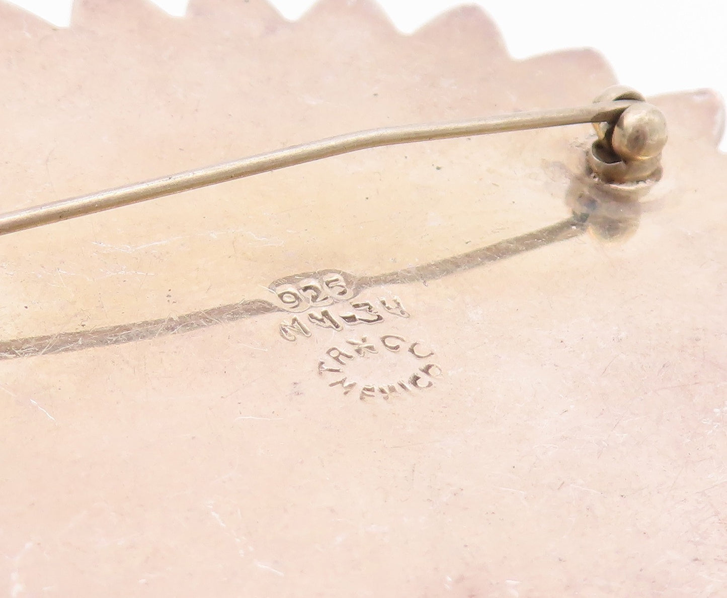 925 Sterling Silver Vintage Brooch MEXICO Puffed Smiling Sun Carved  BP11665
