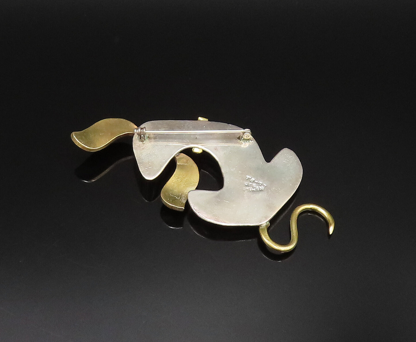 MEXICO 925 Silver  Vintage Sculpted Two Tone Sitting Dog Brooch Pin  BP9681