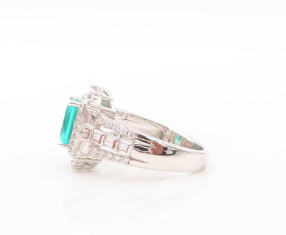 925 Sterling Silver Vintage Ring Rectangle Sea Green Halo White CZ  Sz 7 RG30852