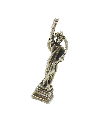 925 Sterling Silver  Vintage Petite Statue Of Liberty Pendant  PT12402