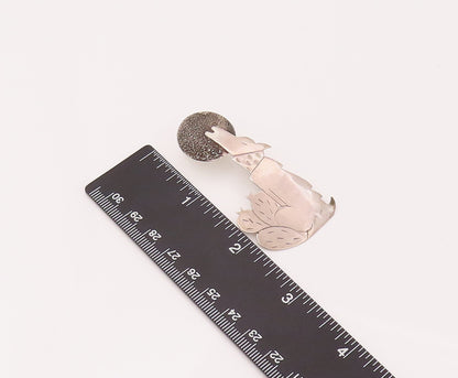NAVAJO 925 Silver  Vintage Howling Wolf On Full Moon Cutout Brooch Pin  TR3502