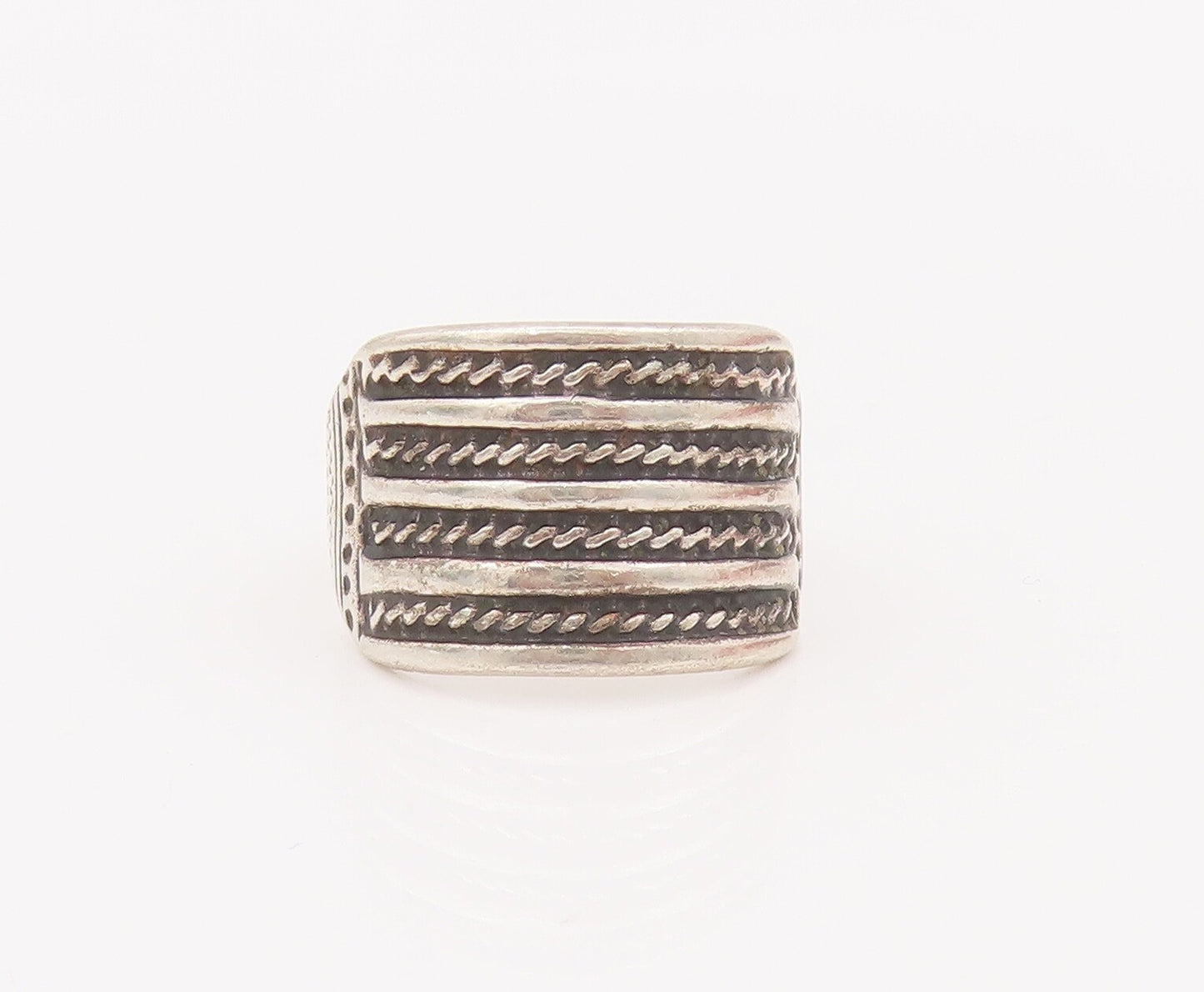 925 Sterling Silver Vintage Ring Solid And Twisted Rope Carved  Sz 7 RG28148