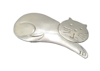 925 Sterling Silver  Vintage Shiny Etched Lying Cat Motif Brooch Pin  BP3705