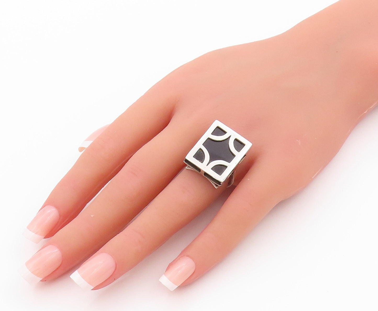 925 Sterling Silver Vintage Ring Rectangle Onyx Carved Framed  Sz 6.5  RG32627