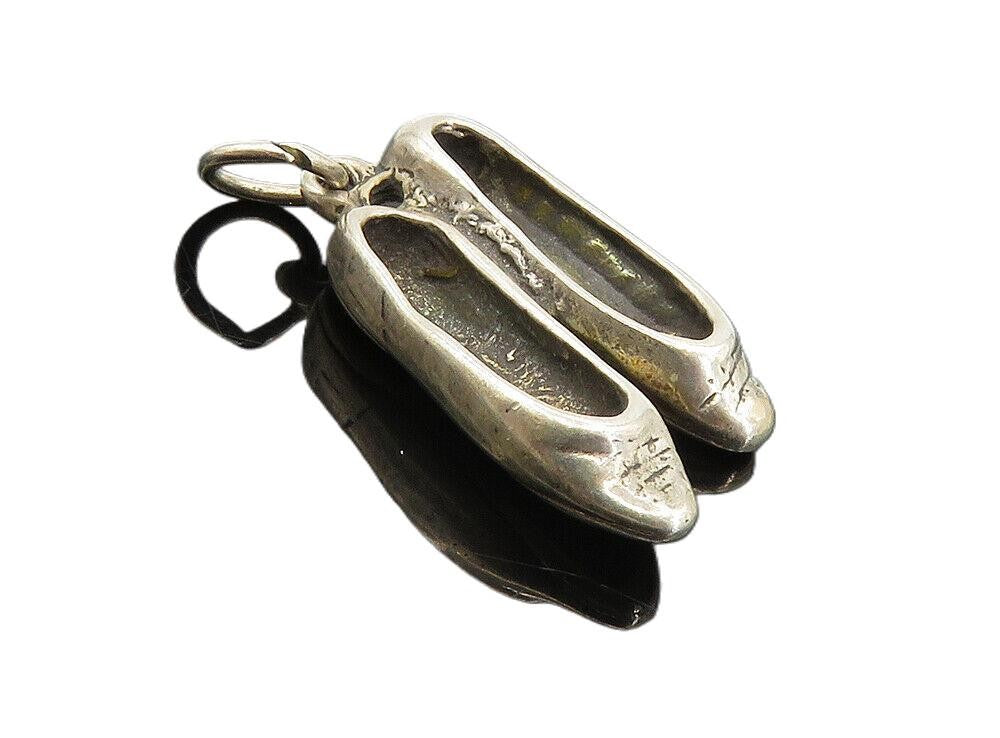 925 Sterling Silver  Vintage Petite Ballet Slipper Motif Drop Pendant  PT6401